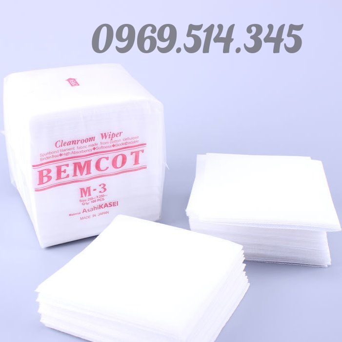 Toàn bộ quá trình sản xuất diễn ra trong môi trường vô trùng để đảm bảo độ sạch tối đa để cho ra tấm khăn hoàn chỉnh như trên 