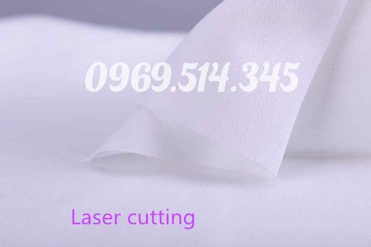 Chất liệu Polyester cao cấp, đảm bảo không xơ, không gây xước bề mặt