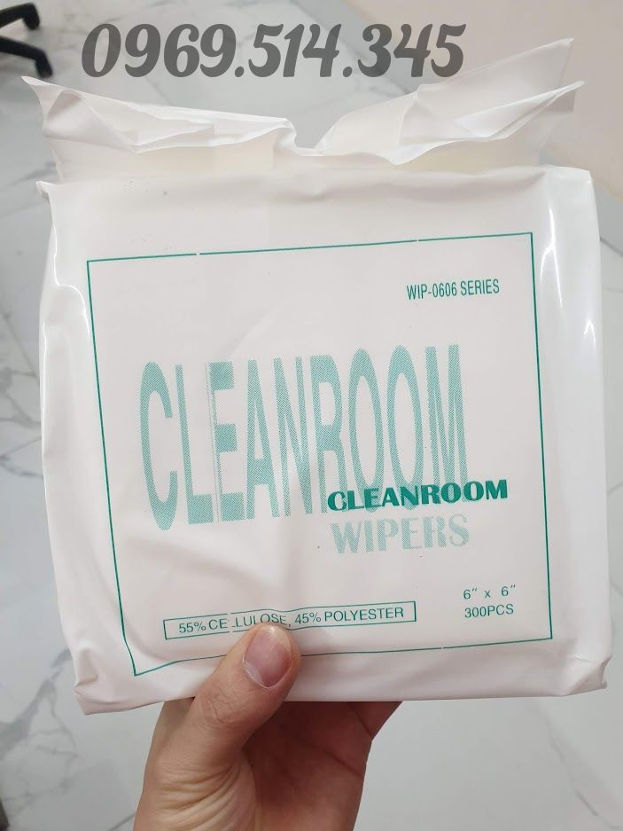 Ảnh chụp trực tiếp bao bì phía trước của sản phẩm khăn lau 0606 in mực rõ nét, không nhòe 