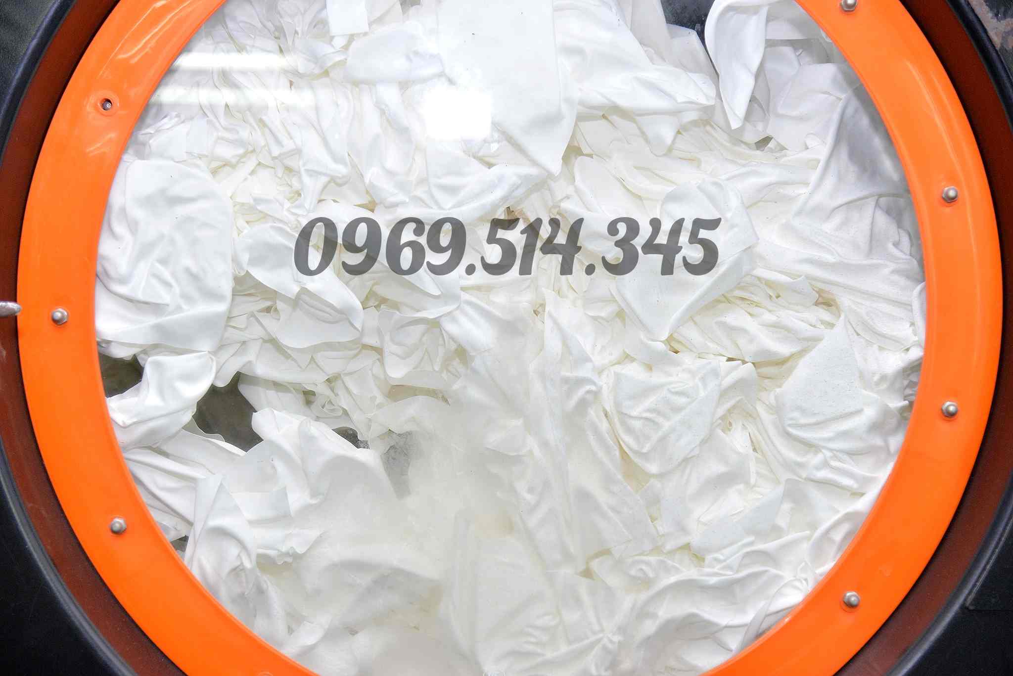 Khăn vải phòng sạch không xơ nên giặt nhẹ nhàng tránh để dính hóa chất ăn mòn