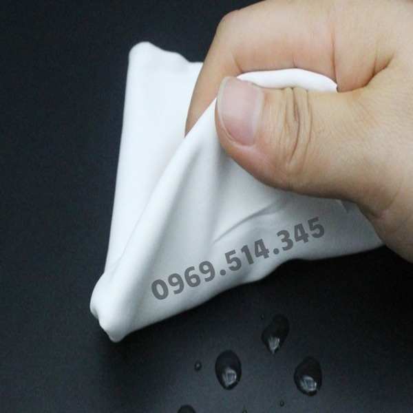Nhờ polyester được pha trộn với sợi bông mà khăn lau 4009 có được giá thành rẻ mà vẫn đảm bảo chất lượng