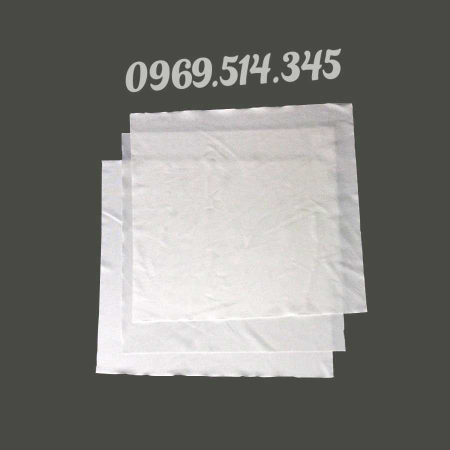 Sợi Polyester chiếm 70% mang đến độ bền cao, dễ dàng giặt giũ