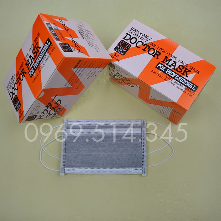 Khẩu trang hoạt tính Dr Mask giúp chống nắng vào mùa hè và giữ ấm khuôn mặt vào mùa đông