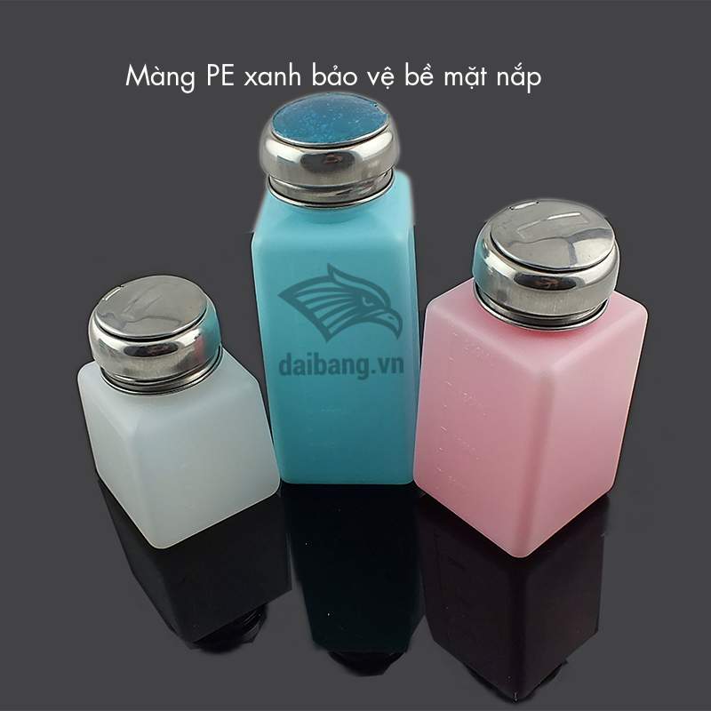 Bình nhựa HPDE đựng cồn phòng sạch thiết kế nhỏ gọn, dễ cầm nắm, có vòi xịt tiện lợi