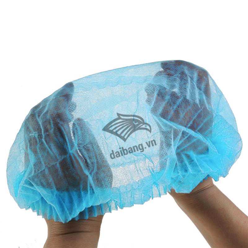 Mũ có hình dánh giống"con sâu" đảm bảo vệ sinh và an toàn