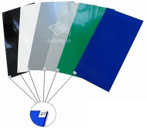 Thảm dính bụi có nhiều màu, nhưng phổ biến nhất là màu xanh dương