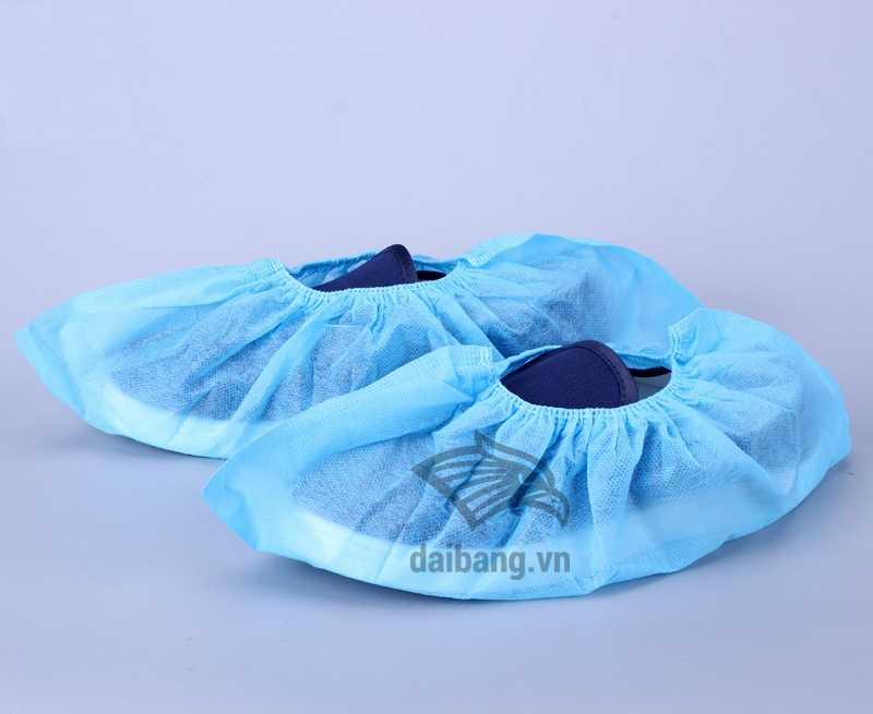 Chất liệu của " vải không dệt" cũng là nguyên liệu chính tạo nên bao bọc giày phòng sạch hoàn chỉnh