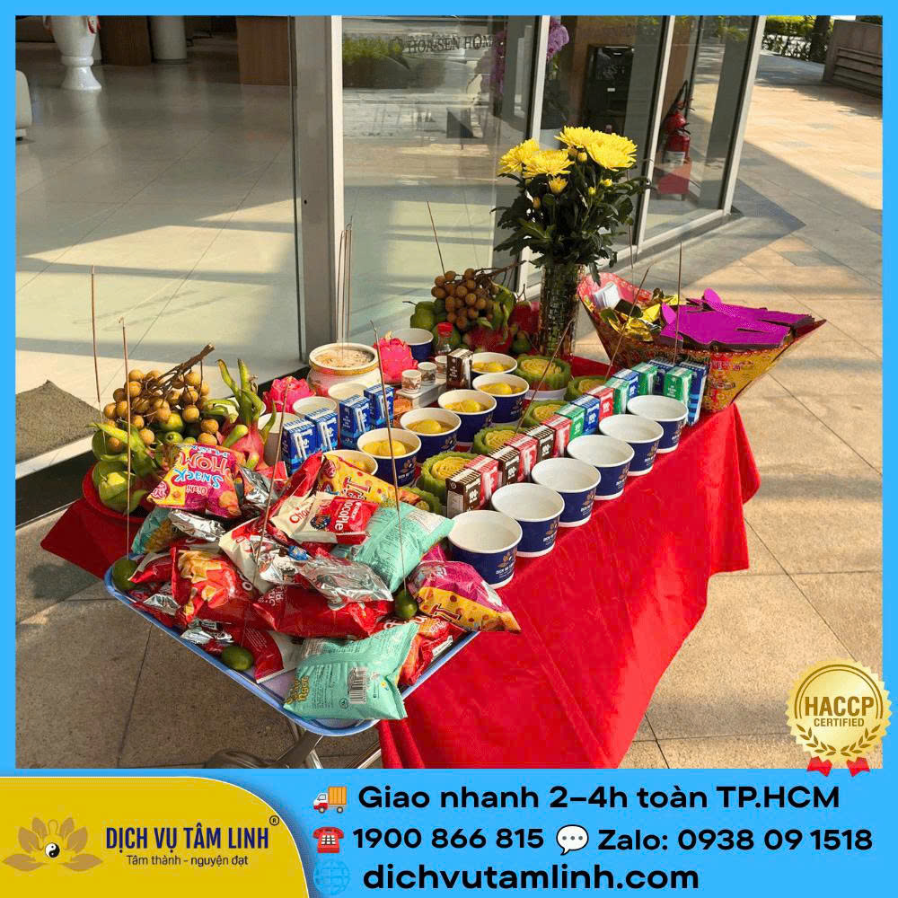 Mâm cúng cô hồn tại phường Bình Quới – Gọn lễ ven sông, sạch sau cúng, không rơi rác xuống nước