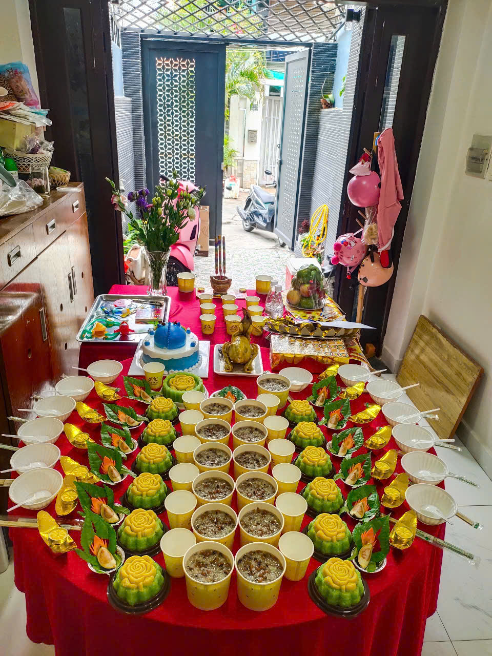 Mâm Cúng Đầy Tháng Bé Trai Gía Rẻ Tại Dịch Vụ Tâm Linh