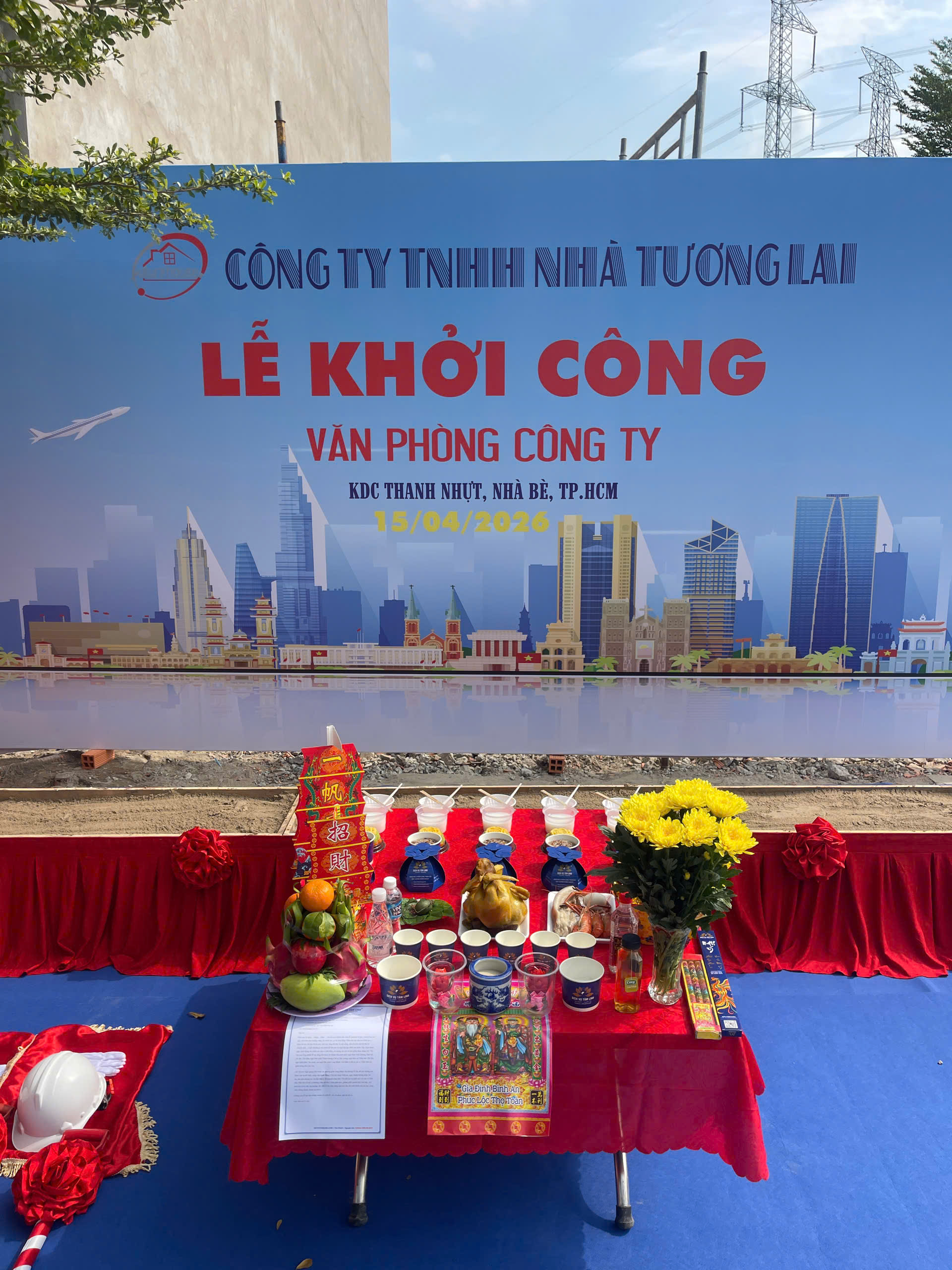 MÂM CÚNG ĐỘNG THỔ