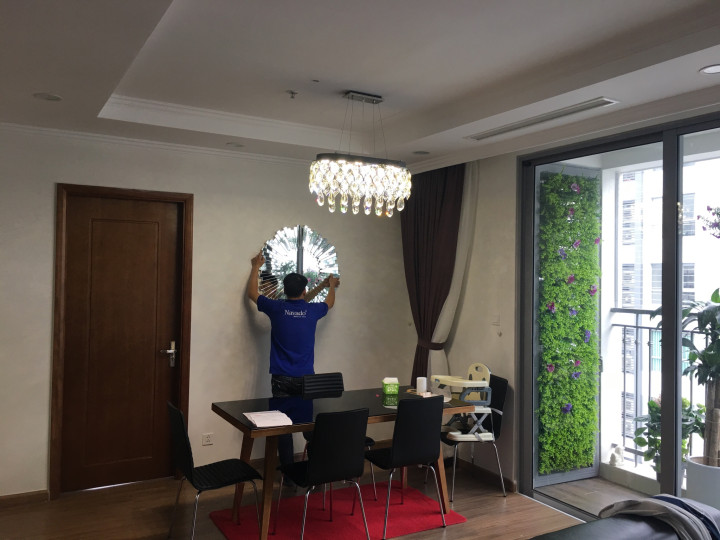 Mẹo vệ sinh gương phòng tắm luôn sạch và bền