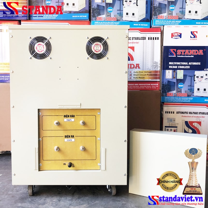 Máy biến áp cách ly Standa 30KVA 2 pha máy đặt ảnh mặt sau 