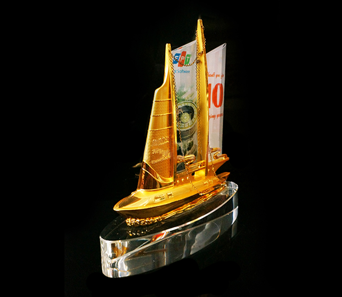 Quà tặng mạ vàng 24k mẫu 09
