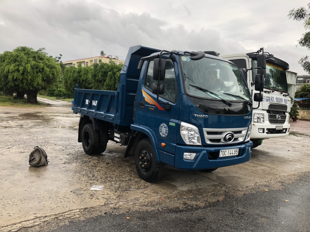 Lắp đặt định vị xe thứ 08 VLXD Hoàng Tâm_thị trấn Châu Thành_Tây Ninh
