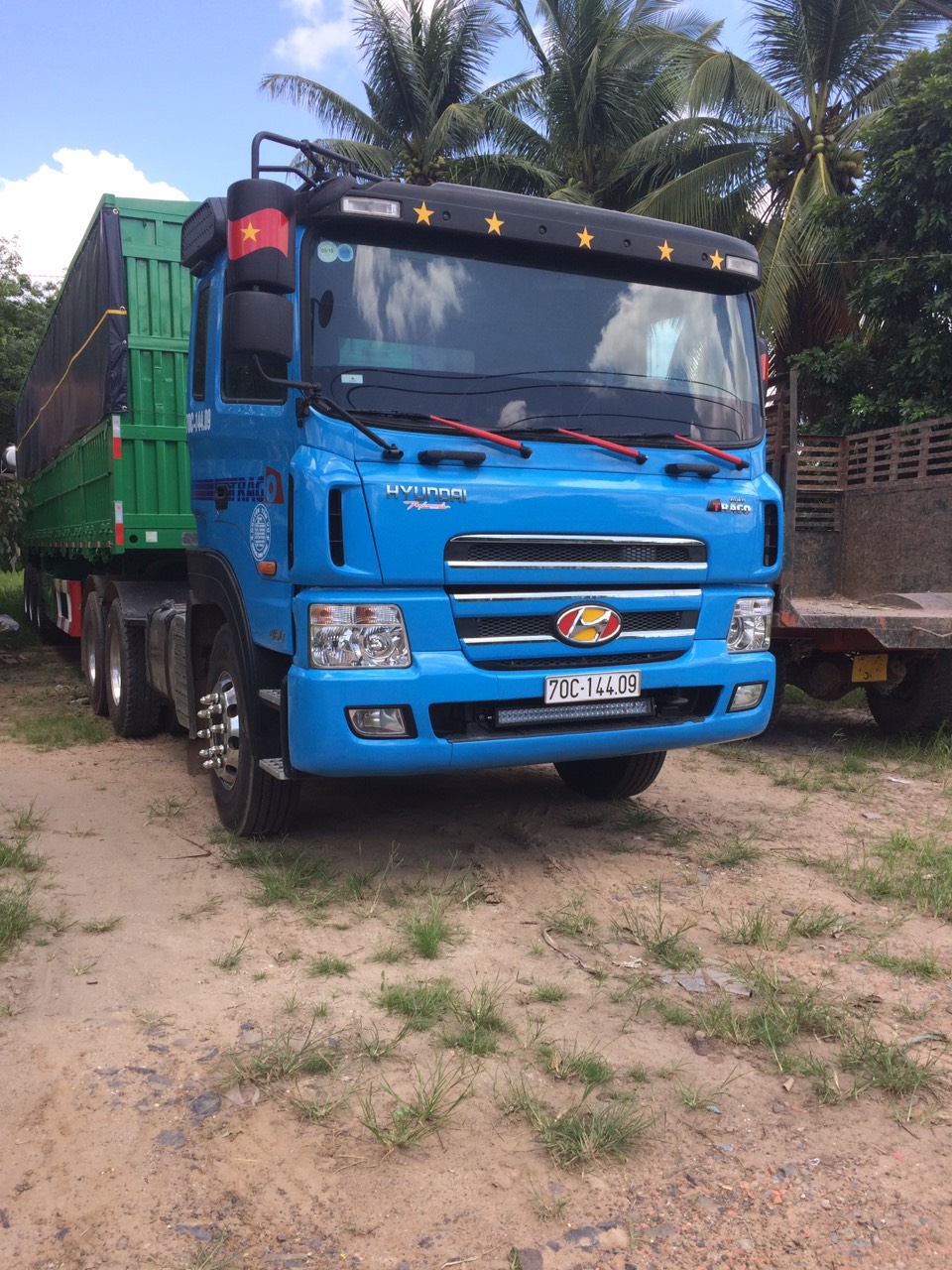 Lắp đặt định vị ô tô Adsun – T100 xe 70C14409
