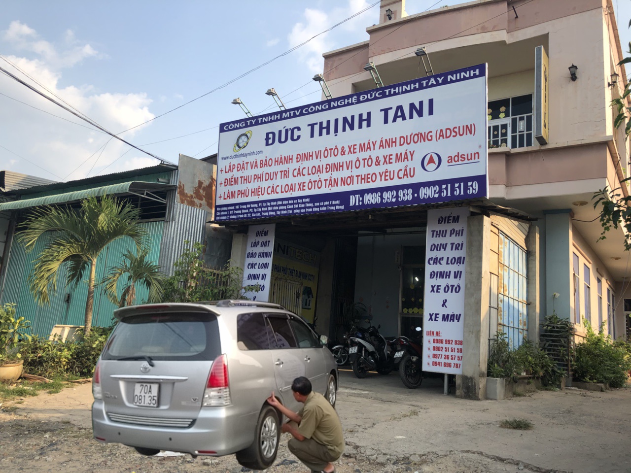 Lắp định vị xe ô tô khách 7 chổ 70A08135