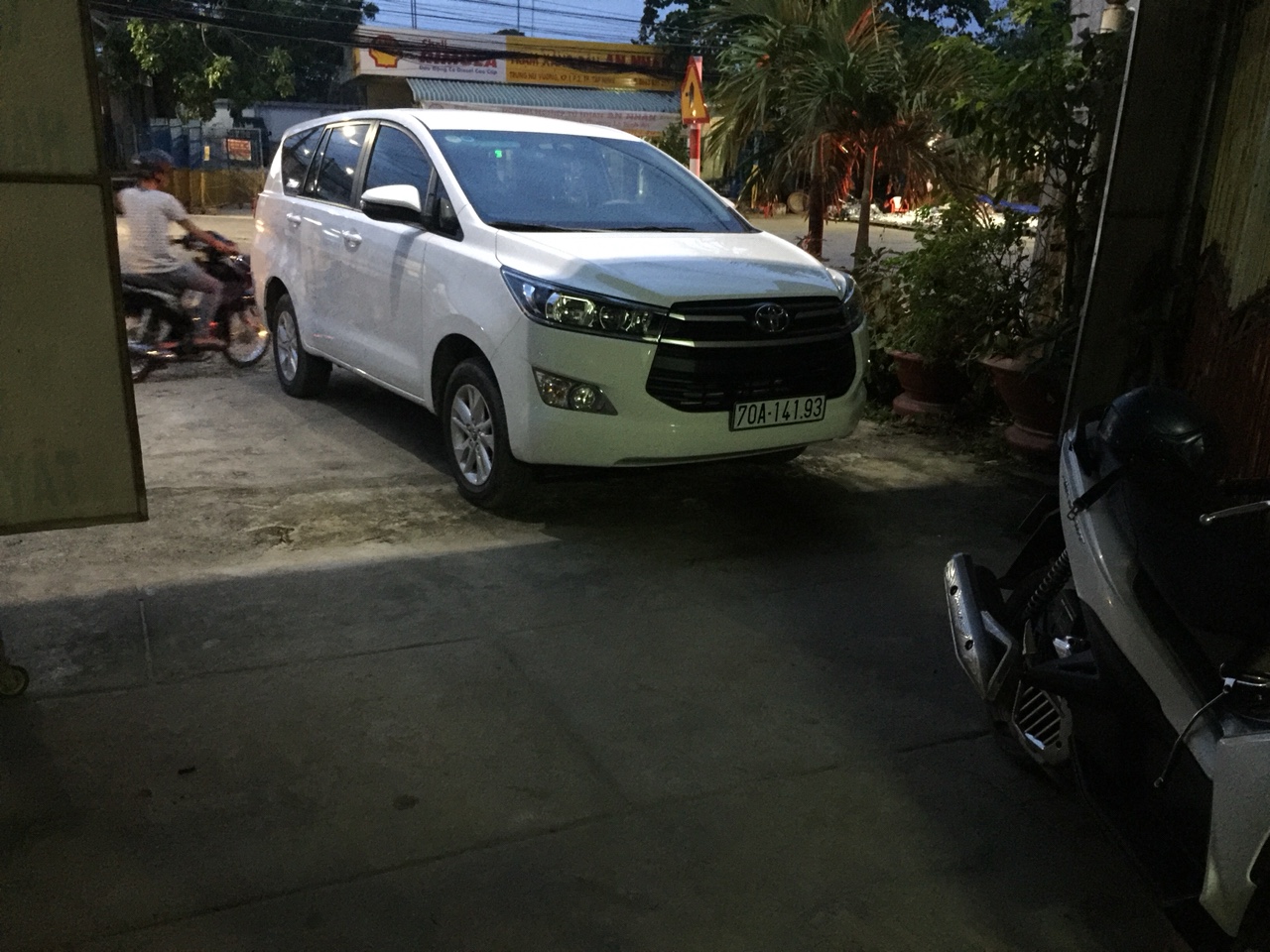 Lắp định vị Adsun cho xe tự quản