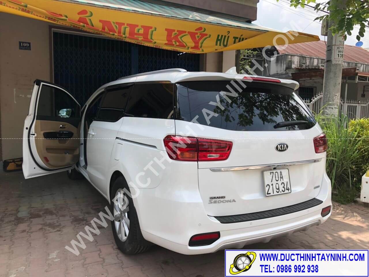 Bài 16_ Cách lắp định vị xe KIA SEDONA