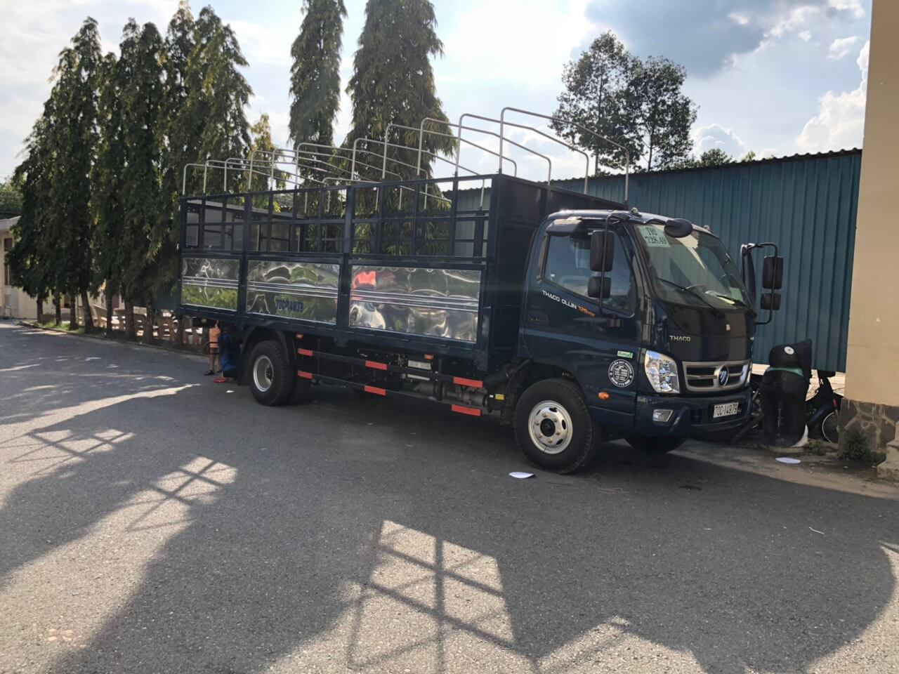 Lắp đặt thiết bị định vị xe tải nhãn hiệu Adsun cho xe Thaco Ollin 720 New