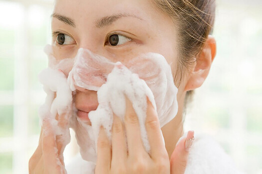 TOP 5 SẢN PHẨM DA MỤN NÊN CẨN THẬN KHI SỬ DỤNG