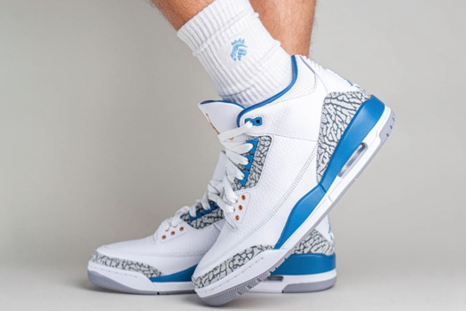 TRÊN CHÂN ĐÔI AIR JORDAN 3 