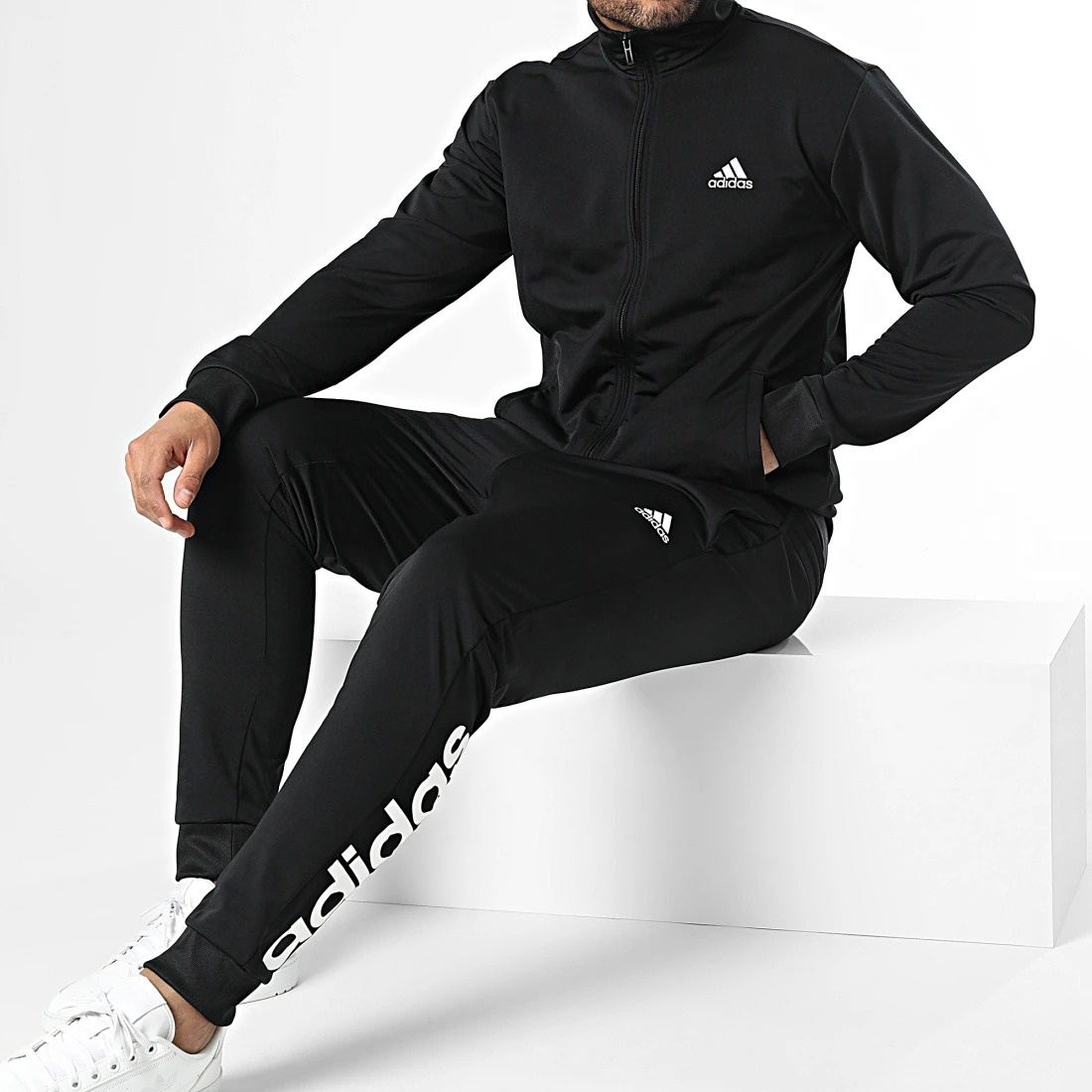 Bộ Adidas Sportswear Tracksuit "Black"