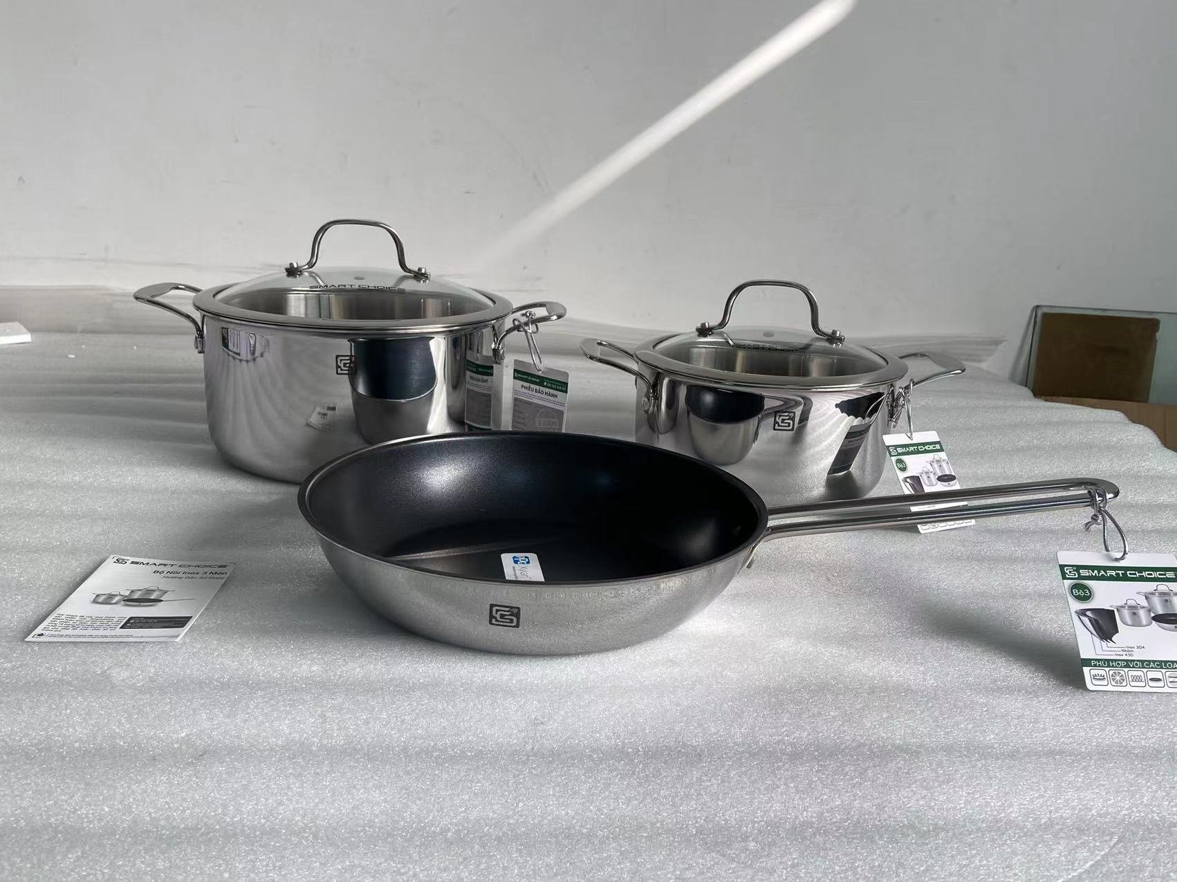 Bộ Nồi Inox Cao Cấp 3 Lớp Nắp Kính Cường Lực Sử Dụng Được Cho Bếp Từ