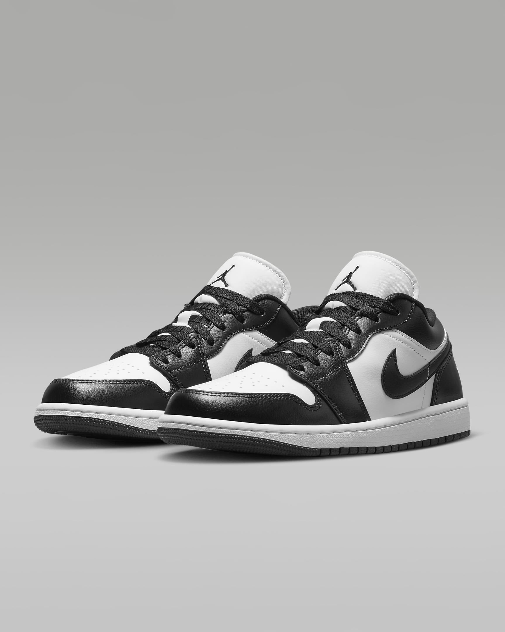 Giày Nike Air Jordan 1 Low Panda