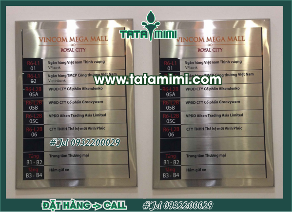 Biển chỉ dẫn gắn tường của tòa nhà