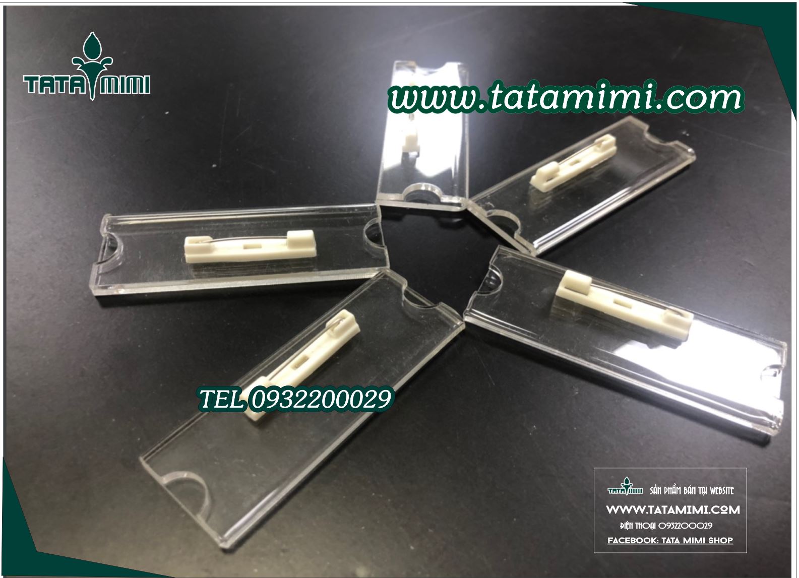 Làm biển biển tên nhân viên đeo dây hoặc gắn băng kim ở ngực