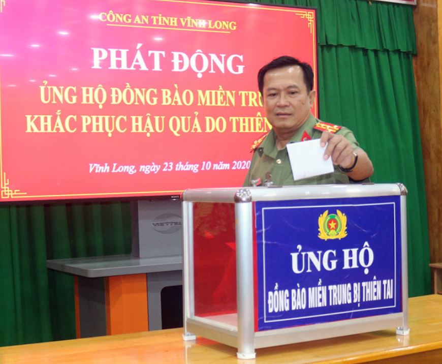 Thùng mica bo nhôm dung cho các cuộc bỏ phiếu