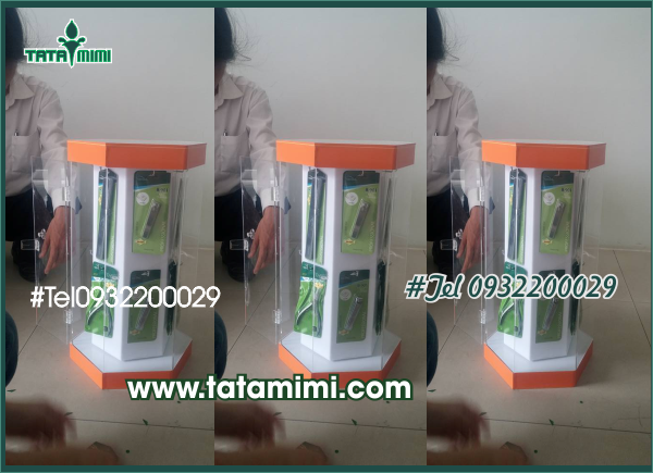 Ngoài Kệ mica xoay 3 mặt