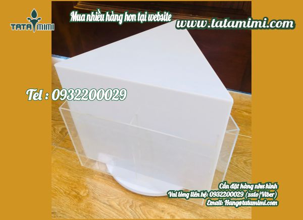 Ngoài Kệ mica xoay 3 mặt