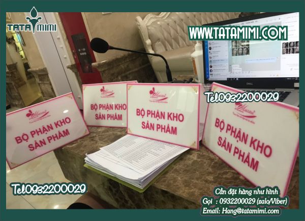 Nhận làm theo yêu cầu biển chức danh lễ tân