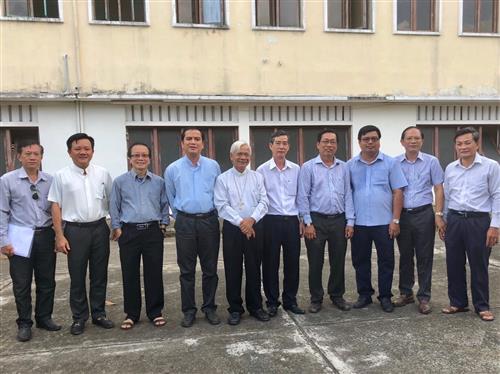 Bàn giao mặt bằng ĐCV Toma (cũ) cho Tòa Giám mục Long Xuyên