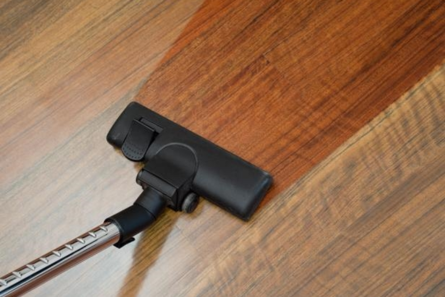 cach-ve-sinh-san-nha-go-sach-bao-ve-san-go-tot-nhat