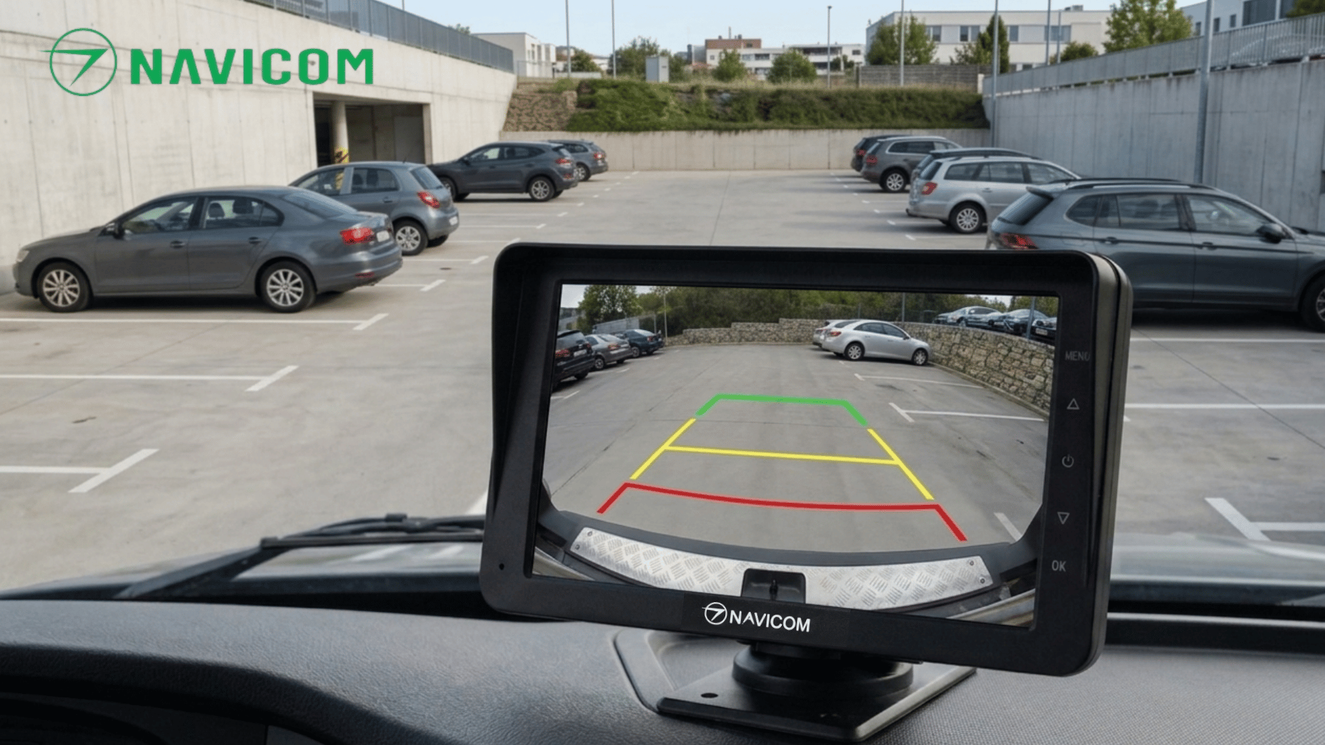 Hệ thống camera hành trình kết hợp cảm biến lùi chuyên dụng cho xe tải, xe bus, xe cỡ lớn: GT7-S4C1