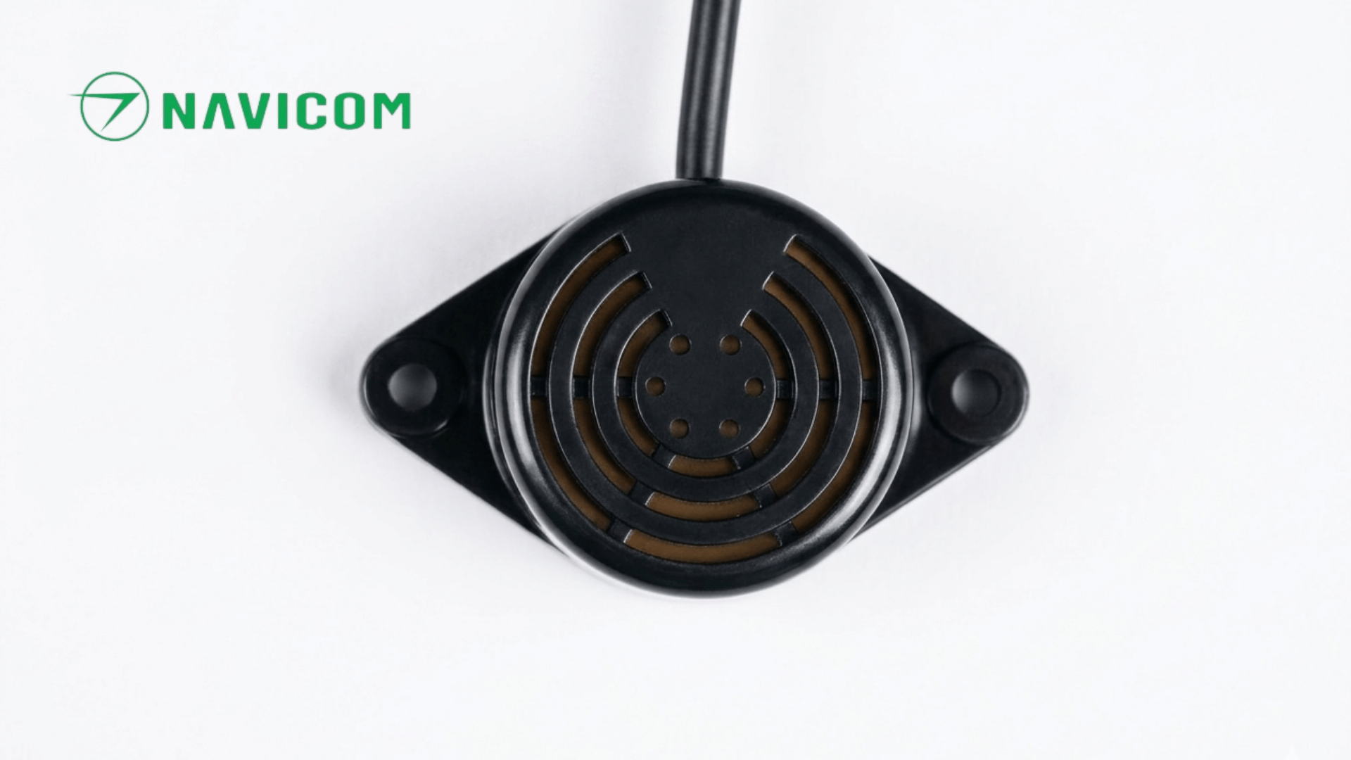 Hệ thống camera hành trình kết hợp cảm biến lùi chuyên dụng cho xe tải, xe bus, xe cỡ lớn: GT7-S4C1