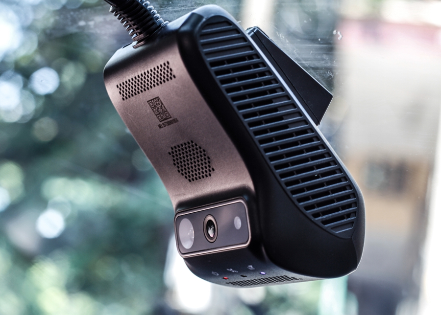 Camera hành trình CON02 4G Camera giám sát hành trình trực tuyến Navicom J218 – NAVICOM