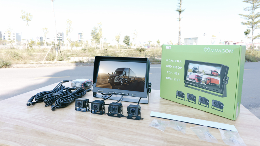 Camera hành trình xe tải 4 kênh màn hình 10 inch Navicom GT10