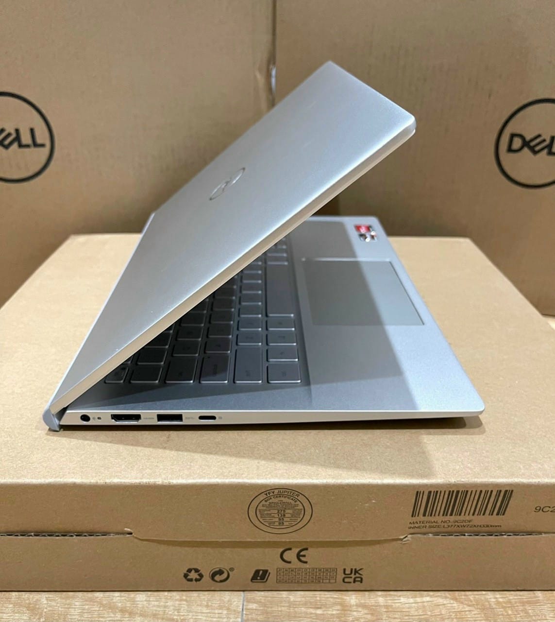 [Mới 100%] Dell Inspiron 14 5405 ( Ryzen R5-4500U, RAM 8G, SSD 512G, VGA AMD Vega 6, màn 14 Full HD, IPS)