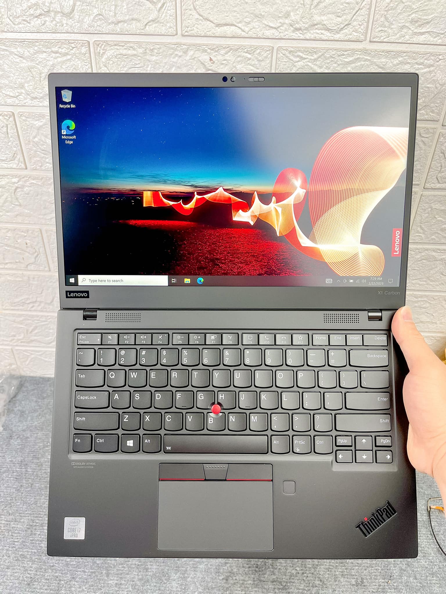 Lenovo Thinkpad X1 Gen 6 - i5 8350u - 16GB - SSD 256GB - Màn 14.0'' FHD (CŨ)