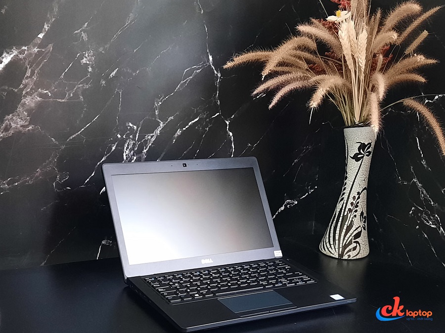 DELL LATITUDE E5290 CPU I5 - 8350U / RAM 8GB / SSD 256GB / MÀN 12.5 INCH HD