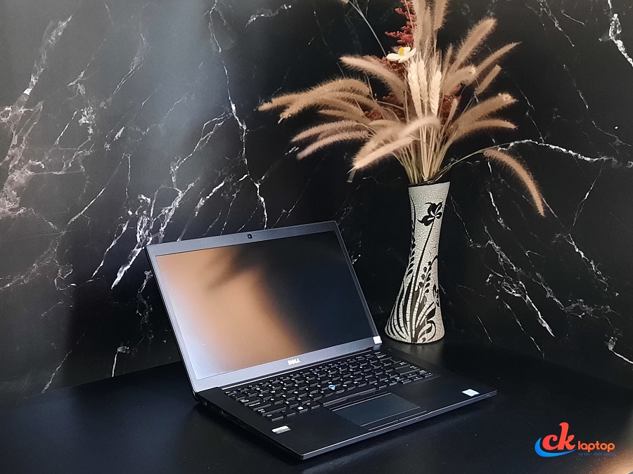 DELL LATITUDE E7480 CPU I5 - 6300U / RAM 8GB / SSD 256GB / MÀN 14 INCH FHD