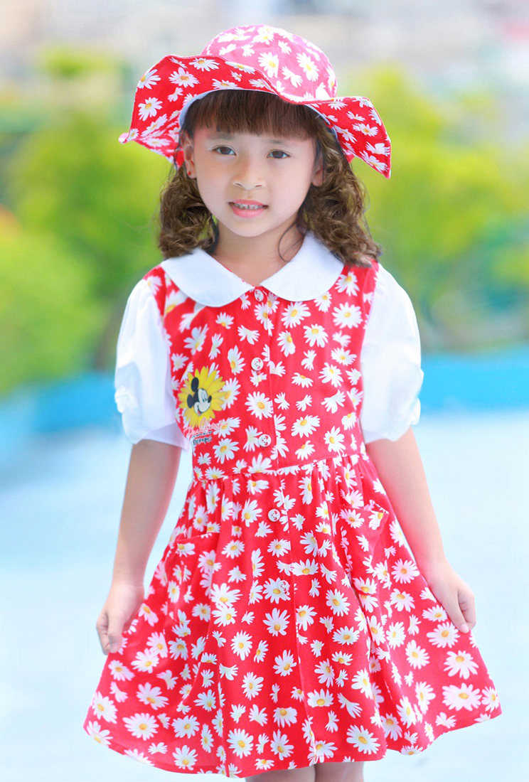 Bộ váy kèm mũ trẻ em hoa đỏ EK01