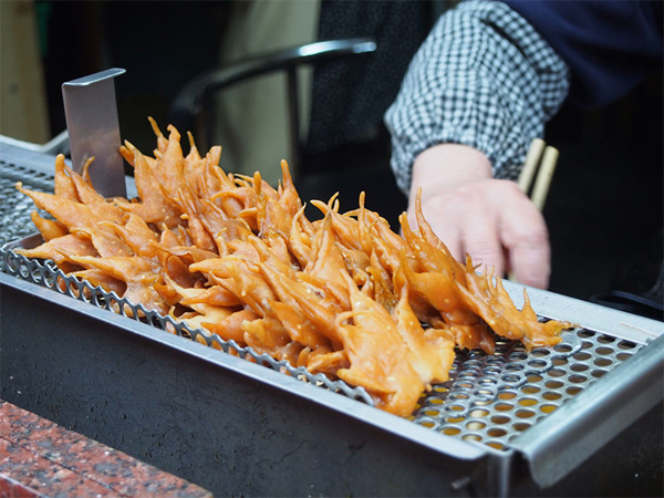 Bánh Tempura lá phong – đặc sản mùa thu Nhật Bản