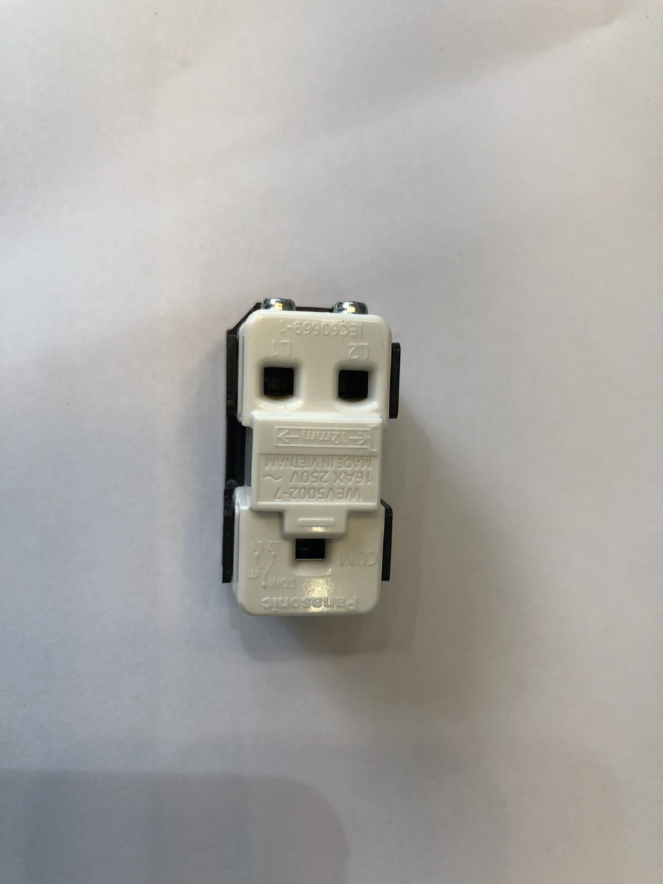 Công Tắc C 2 chiều Panasonic WEV5002-7H