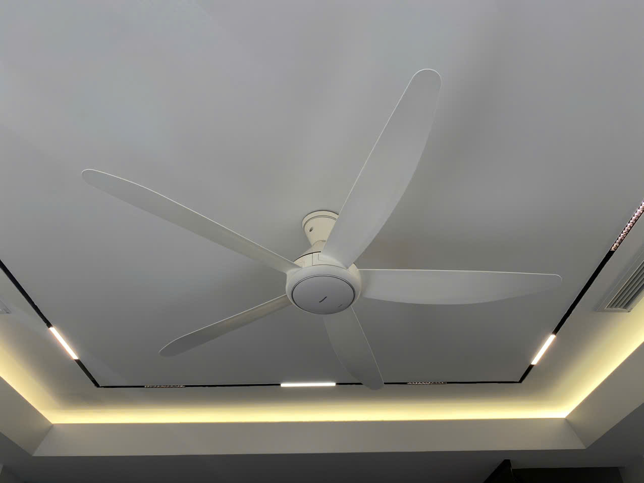 Quạt trần 5 Cánh Panasonic F-60GDN