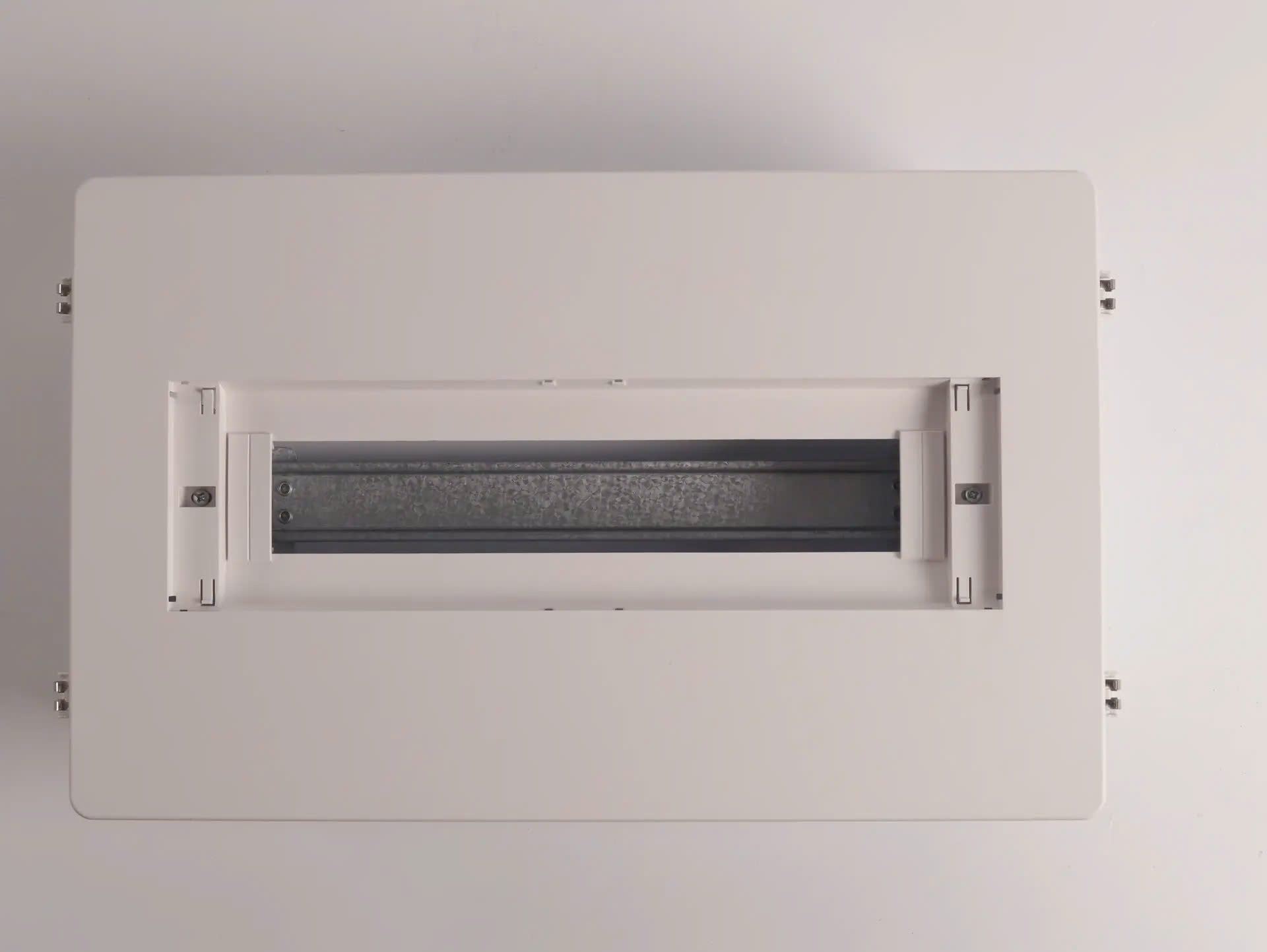 Tủ Điện Âm Tường 8 Đường Panasonic Moderva BQDF08MG31AV