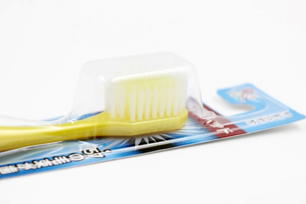 Bàn chải đánh răng đầu rộng loại mềm Dent-inn Nhật Bản